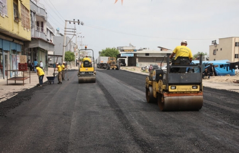 Seyhan'da yol çalışmaları devam ediyor!