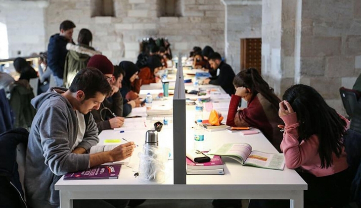 Özel üniversite fiyatları yüzde 100 zamlandı! Hangi özel üniversitenin ücreti kaç TL oldu? İşte o rakamlar!