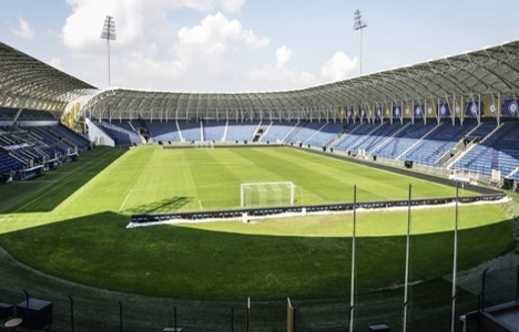 Lütfü Özel, Beşiktaş'ı büyüleyen Osmanlı Stadı'nın öyküsünü yazdı!