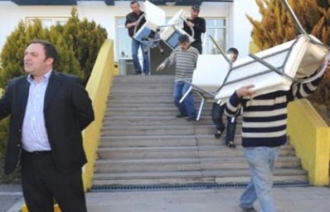  Haciz memuru evden eşya alabilir mi?