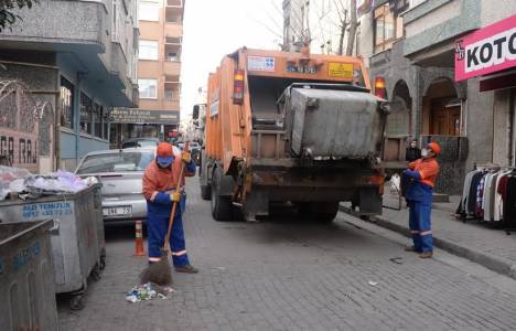 Bağcılar Belediyesi temizlik ekibi günde 700 ton çöp topluyor! 