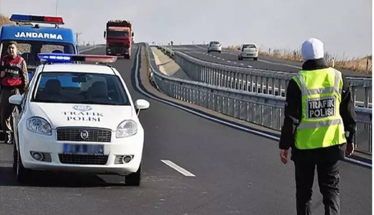 Araç ve ehliyet sahipleri dikkat! Ehliyete el koyma trafikten men para cezası 20.342 Türk Lirası