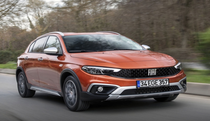 Fiat Egea Hybrid'e yarısını şimdi, kalanını seneye ödeme fırsatı! İşte 14 Mayıs 2022 fiyat listesi...