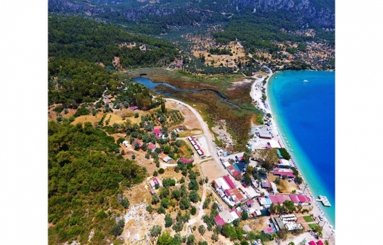 Muğla Akbük Koyu ndaki kaçak yapılar yıkılıyor!