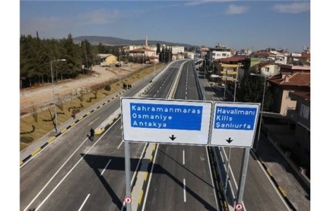 Gaziantep'te 2 köprülü kavşak araç trafiğine açıldı!