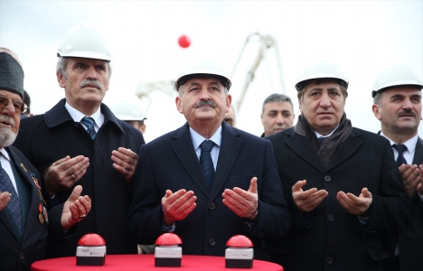 Bursa Gemlik'te 970 konutun temeli atıldı!