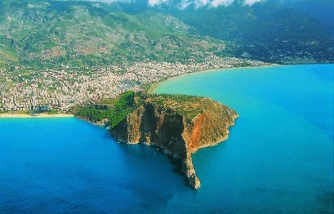 Alanya'da 11.3 milyon TL'ye satılık arsa!