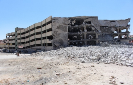 Konya Sahip Ata Katlı Otoparkı yıkılıyor!