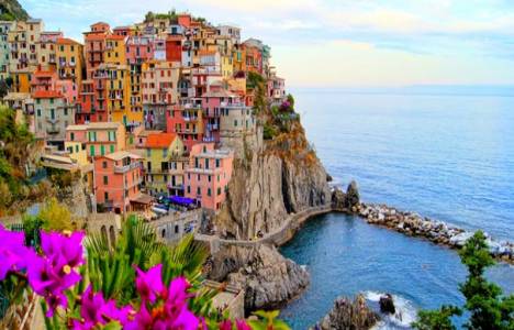 Kurban Bayramı ile 1 milyon kişi tatile çıkıyor! En çok talep Antalya'ya!