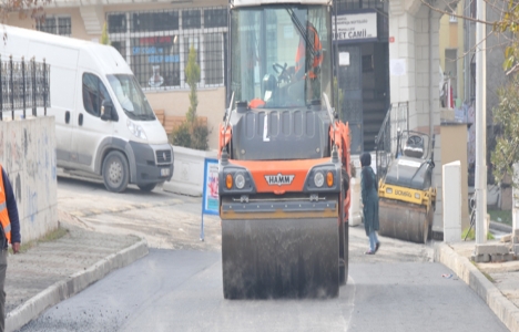 Gaziosmanpaşa Belediyesi'nden 100 bin ton asfalt!