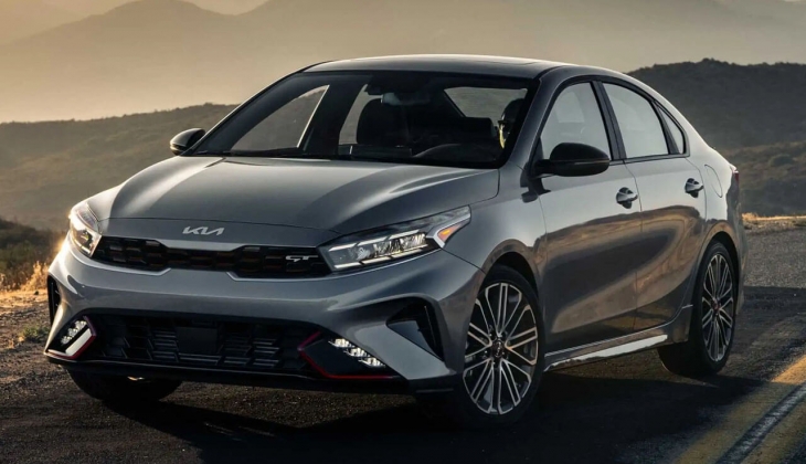 Kia Cerato'ya Ocak zammı! Kia Cerato 19 Ocak 2023 fiyat listesi!