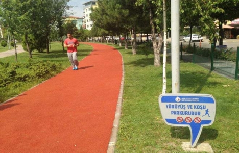 Uşak'ta yürüyüş yolları yenilendi!