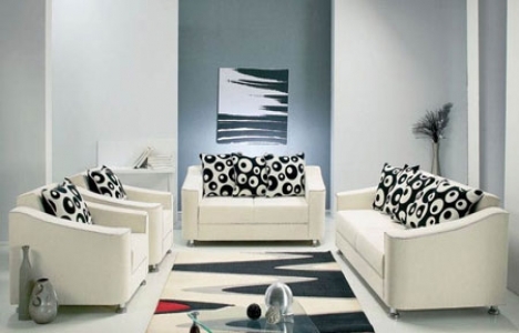 Konfor Mobilya hızla büyüyor!