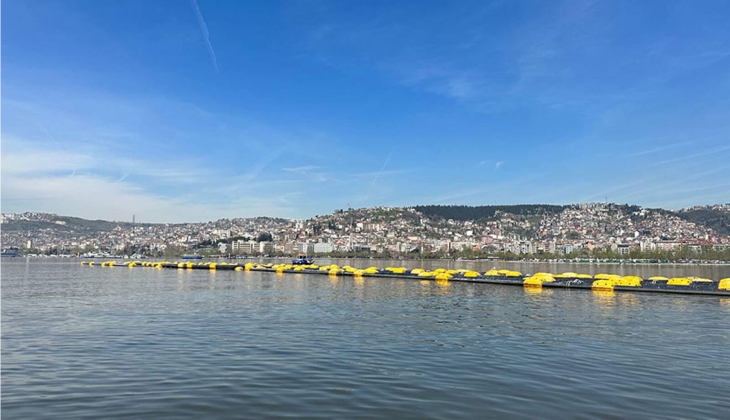 İzmit şehir merkezinde acil kentsel dönüşüme ihtiyaç var! Binalar resmen yamuluyor!