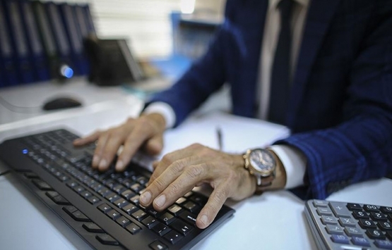 Küba Kültür Merkezi binasına sevgiliden icra!