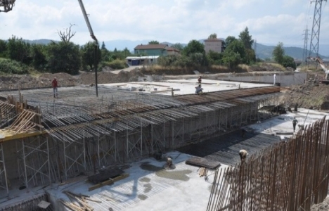 Gölcük Hisar Deresi’nde yan yol çalışmaları başladı!