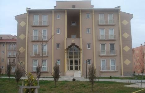 hizmet tahsisli konutlarda kimler oturabilir