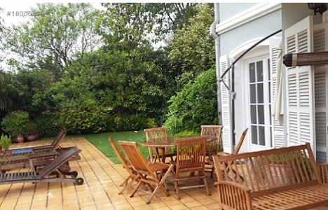 Kemer Country Kemerköy Sitesi nde 2 milyon 500 bin TL ye satılık villa!