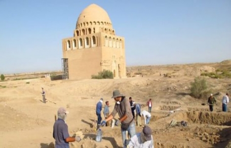 Alparslan’ın kayıp türbesinde ilk izlere ulaşıldı!