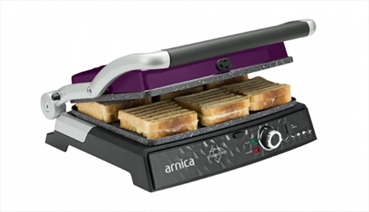 Arnica ailesinine yeni üye. Diomand Granit Izgaralı Tost Makinesi! 21 Eylül 2021 Arnica fiyat listesi!