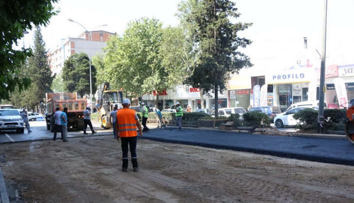 Kahramanmaraş'ın kalbi 'Azerbeycan Bulvarı' baştan sona hızla yenileniyor! 