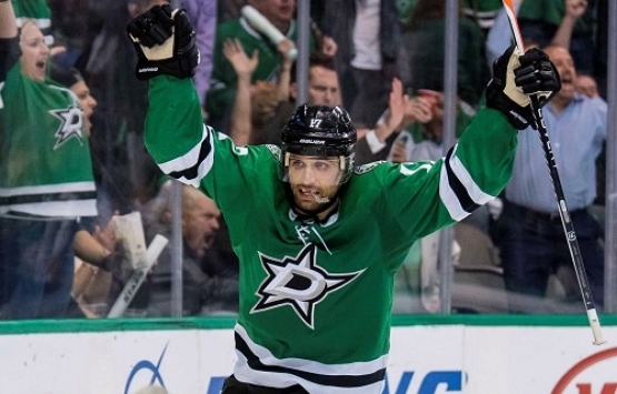 Andrew Cogliano New Port Beach'teki evini satıyor!