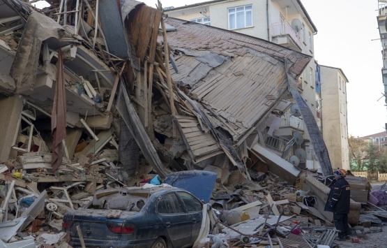 Depremzedelere yardım torba yasa