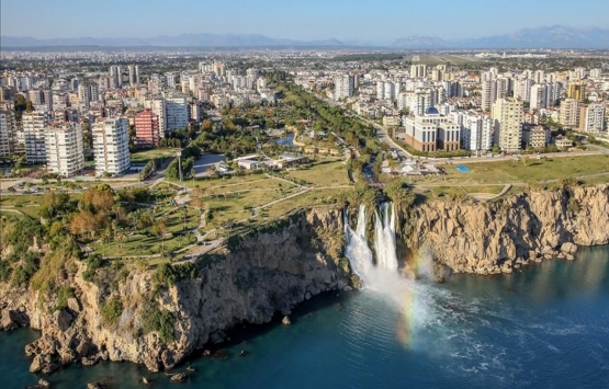 Başkasına ait arsayı internet üzerinden satışa çıkardı! 