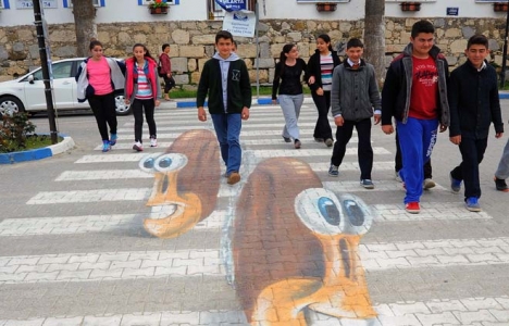 Seferihisar'a üç boyutlu yaya geçidi yapıldı!