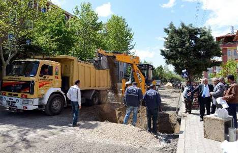 Isparta'nın tamamı üç yılda asfaltlanacak!