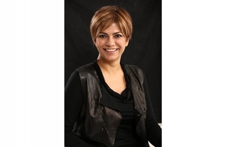 Oylum Işık kimdir?