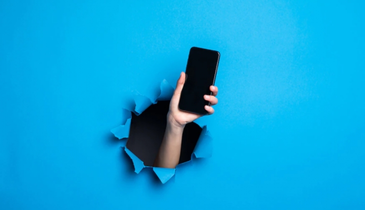 Android telefon kullanıyorsanız hemen bakın! Bu yazılım banka hesaplarınızı boşaltmakla kalmıyor, eksilere düşürüyor!