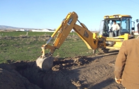 Bolvadin'de yıllardır bekleyen bina yıkıldı!