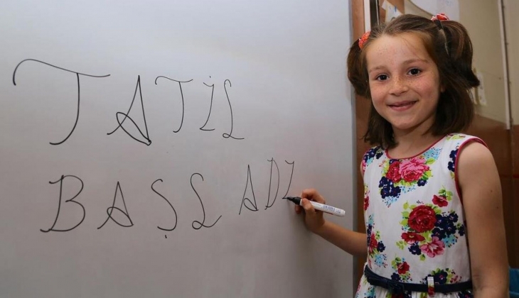 Ara tatil bekleyen öğrencileri sevindirecek haber! Kasım ara tatili uzatıldı mı? 