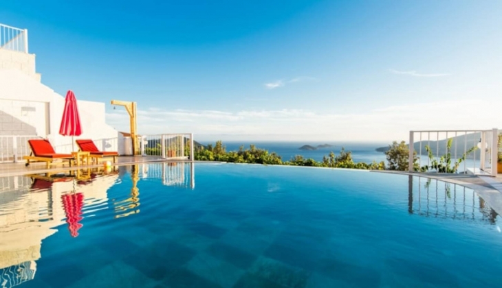 Antalya da 500 milyonluk villa vurgunu!