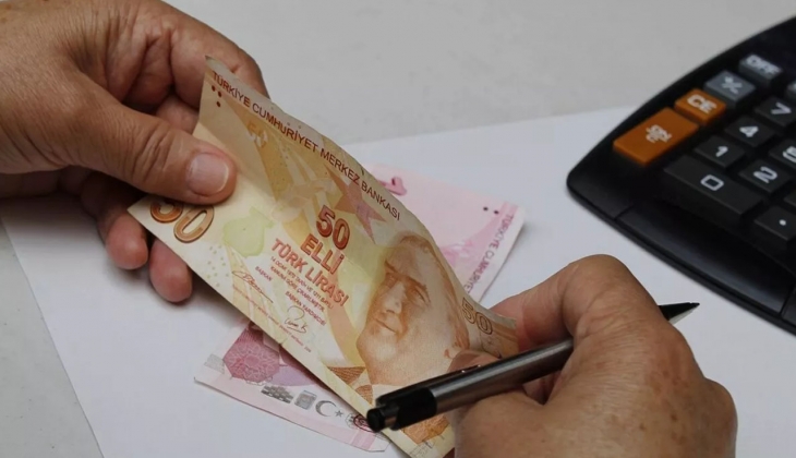 Milyonlarca emekli ve memur gelecek haberi bekliyor! Açıklanan rakamlar herkesi şaşırttı