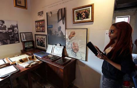 Nelson Mandela'nın 50 yıl boyunca yaşadığı ev büyük ilgi görüyor!