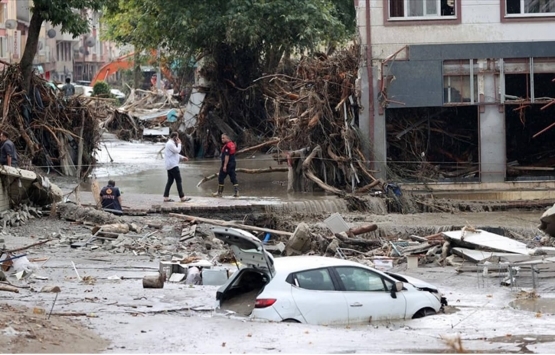 Sel felaketi nedeniyle 109 bina tamamen yıkıldı!