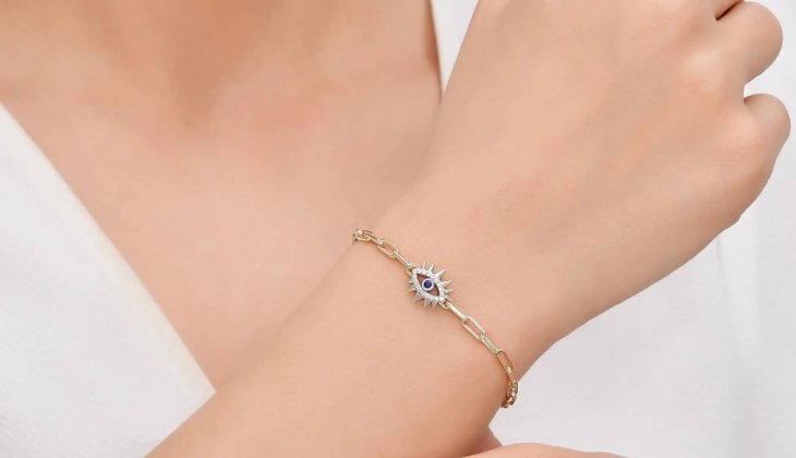 Ariş Pırlanta da yüzde 50 indirim kampanyası başladı! Pırlanta yüzük, küpe, kolye, bileklik almak isteyenler dikkat!