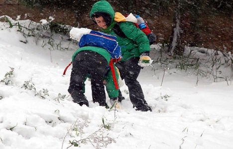 İstanbul'da okullar yarın da tatil!