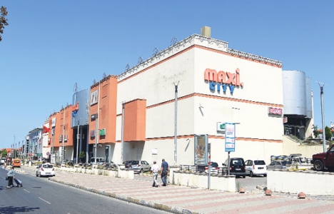 Maxi City AVM bayramda açık mı