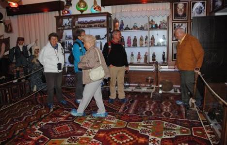 Turistler, asırlık Yörük kilimlerine özel ilgi gösteriyor!
