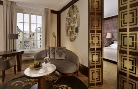 Rihanna 21 bin dolarlık oda kiraladı!