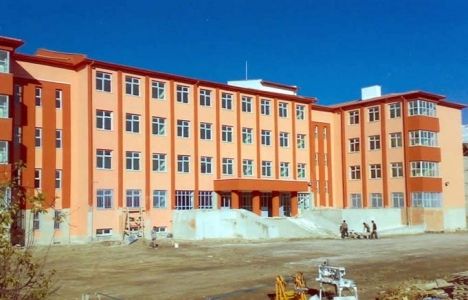 İstanbul'daki 7 ilçede 9 okul yenilenecek!