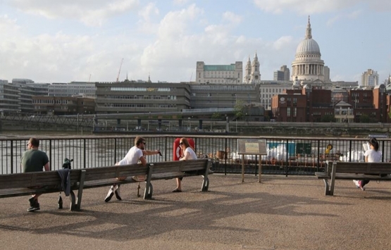 İngiltere'de 612 bin kişi işini kaybetti!