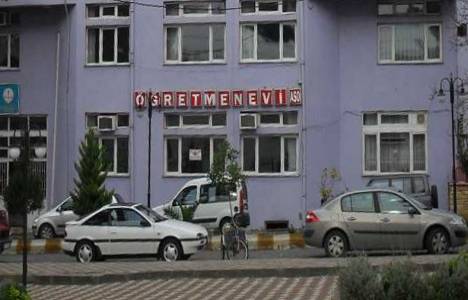 Düzce Öğretmenevi 'nden beton kalıp örneği alındı!