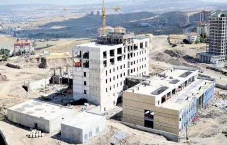 Pursaklar Devlet Hastanesi'nin yüzde 50'si tamamlandı!