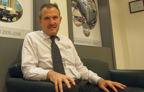 Süleyman Çetinsaya: Müteahhitler işlerine sahip çıkmalı!