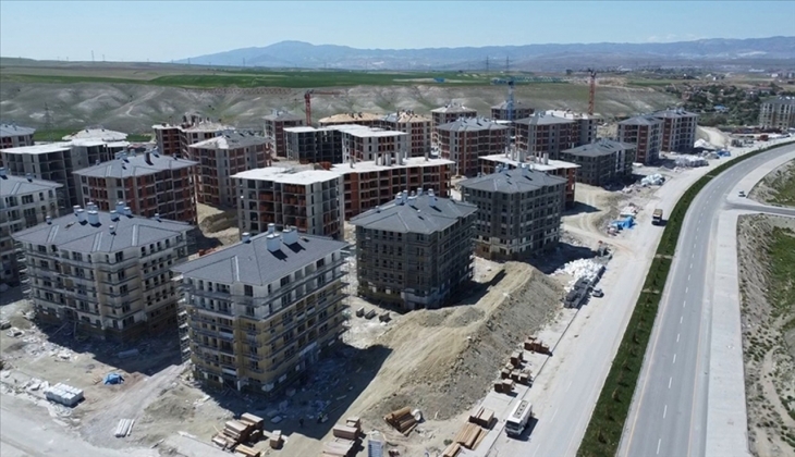 Tüm gözler TOKİ konutlarında! İşte Erdoğan tarafından açıklanacak dev konut projesinin ayrıntıları 