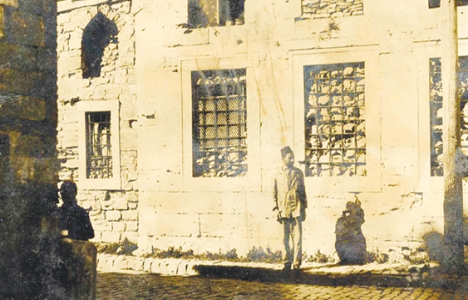 Fatih Efdalzade Medresesi'nin yerine spor alanı mı yapılacak?